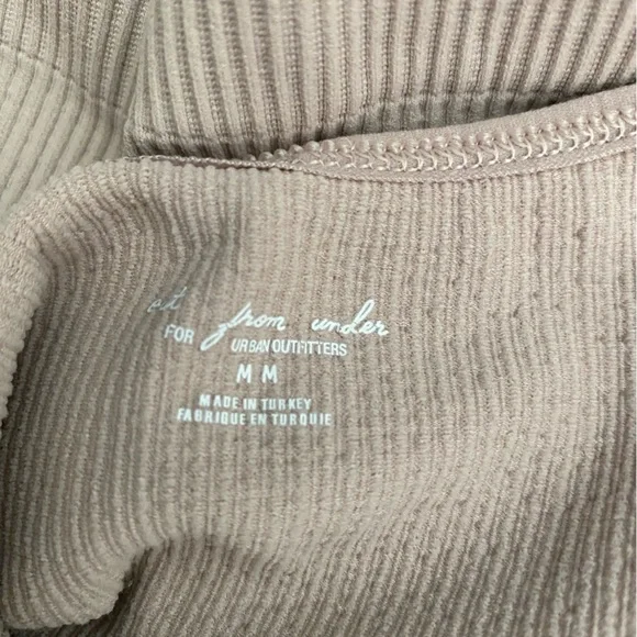 Women's Ribbed Halter Top - Picture 3 of 3